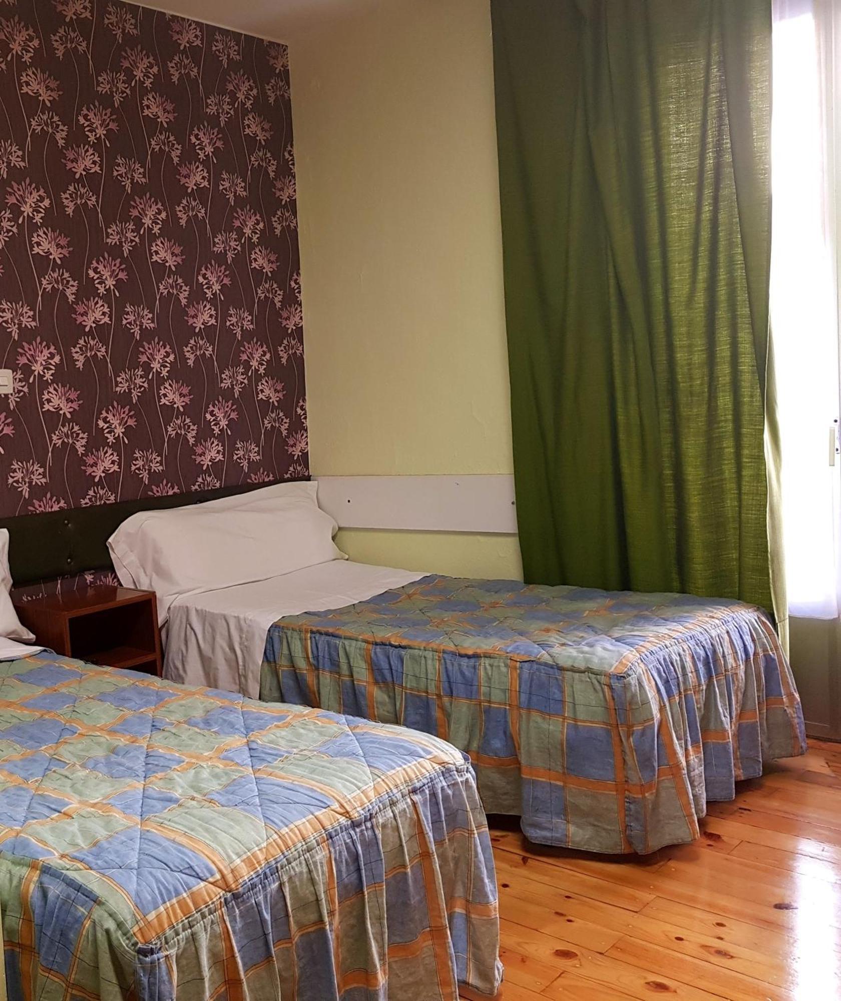 Twin Room Extra Bed,820636721:JPEG